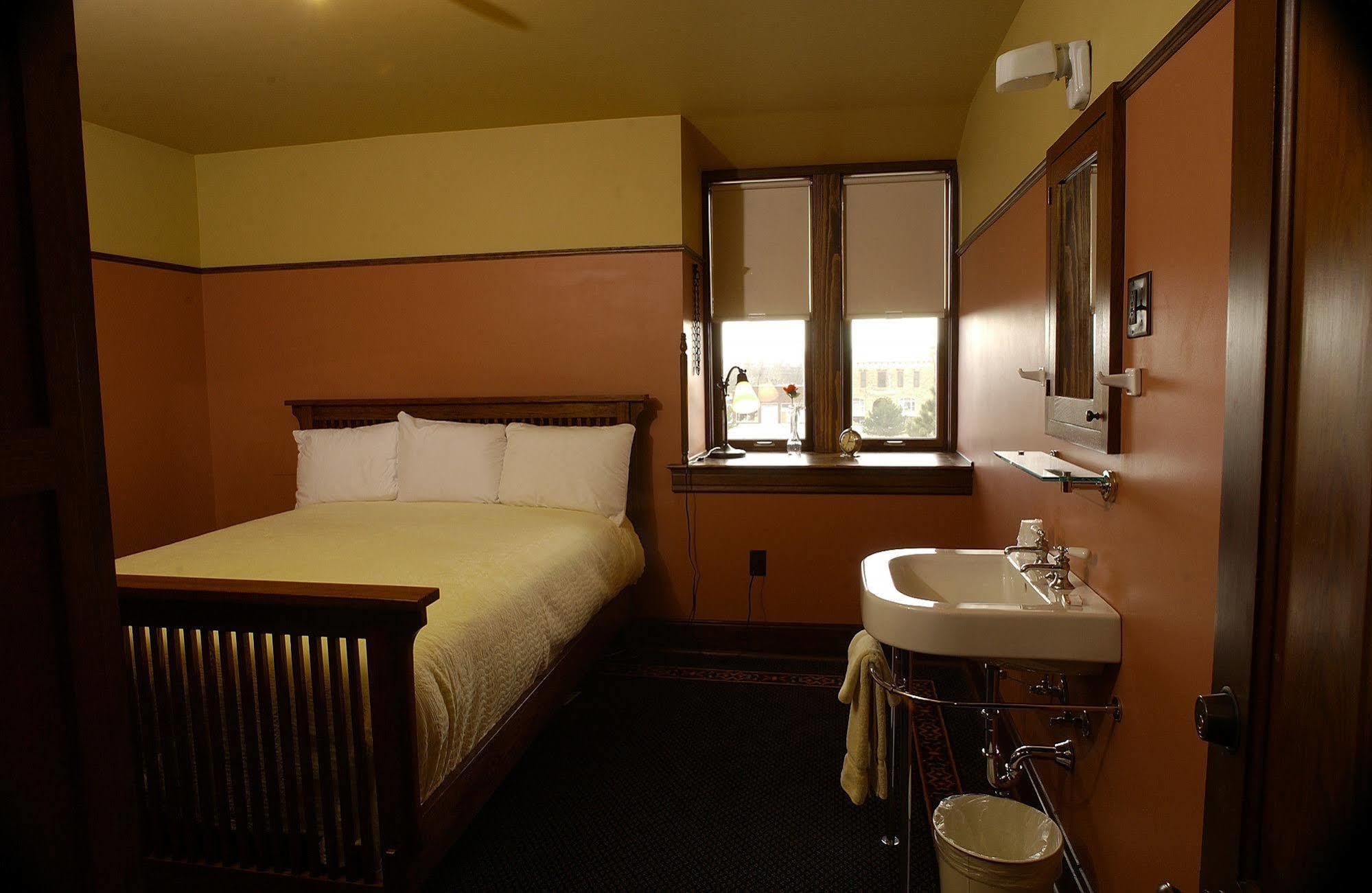 Midland Railroad Hotel Wilson Esterno foto